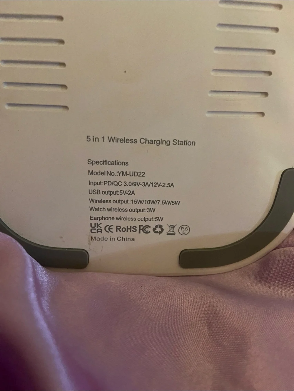 APPLE DEVICES 3 IN 1 MAGSAFE WIRELESS CHARGING STATION YM-UD22 NIGHT LIGHT